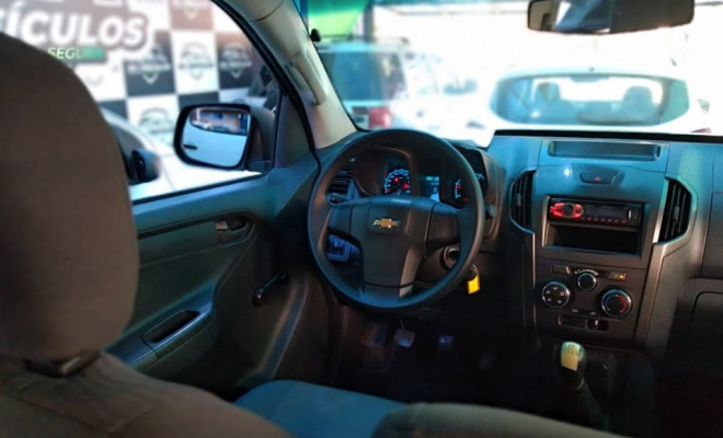 GM - Chevrolet S10 Pick-Up LS 2.8 TDI 4x4 CS Diesel 2016 Diesel-6