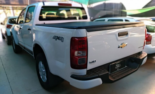 GM - Chevrolet S10 Pick-Up LS 2.8 TDI 4x4 CS Diesel 2016 Diesel-2