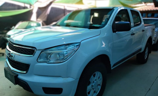 GM - Chevrolet S10 Pick-Up LS 2.8 TDI 4x4 CS Diesel 2016 Diesel-1