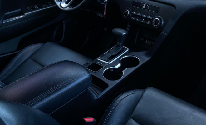 Sportage LX 2.0 Aut. 2017 – A SUV que une procedência, conforto e segurança!-5