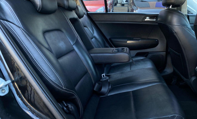 Sportage LX 2.0 Aut. 2017 – A SUV que une procedência, conforto e segurança!-14