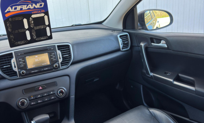 Sportage LX 2.0 Aut. 2017 – A SUV que une procedência, conforto e segurança!-25