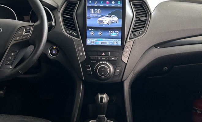 Hyundai Santa Fe/GLS 3.3 V6 4X4 Tiptronic 2015 Gasolina-9
