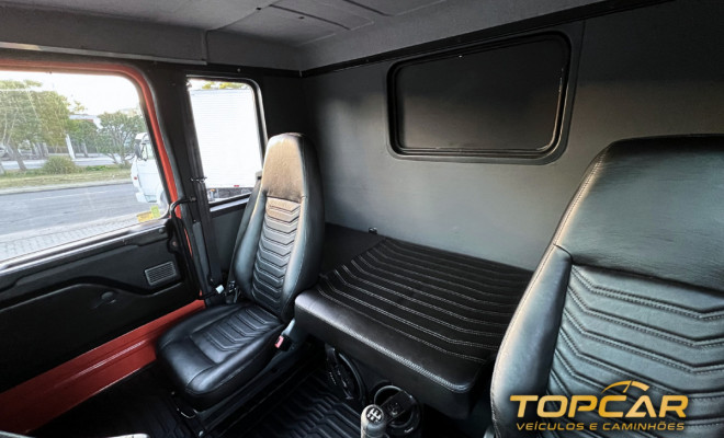 SCANIA T-112 MA 320 4x2 2p (diesel) 1985 Diesel-12