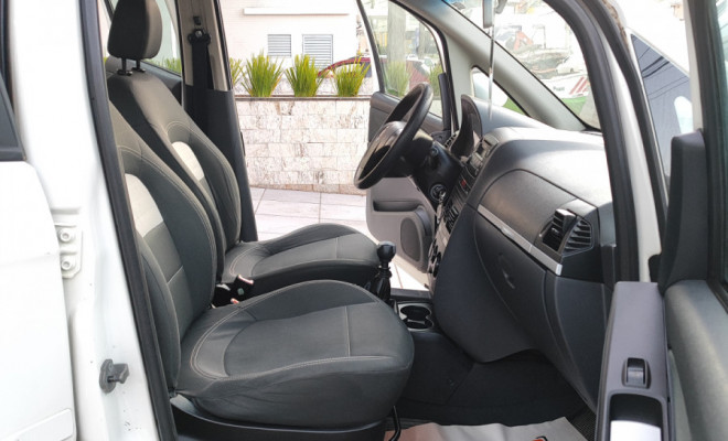 Fiat Idea ATTRACTIVE 1.4 Fire Flex 8V 5p 2012-7