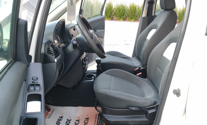 Fiat Idea ATTRACTIVE 1.4 Fire Flex 8V 5p 2012-10