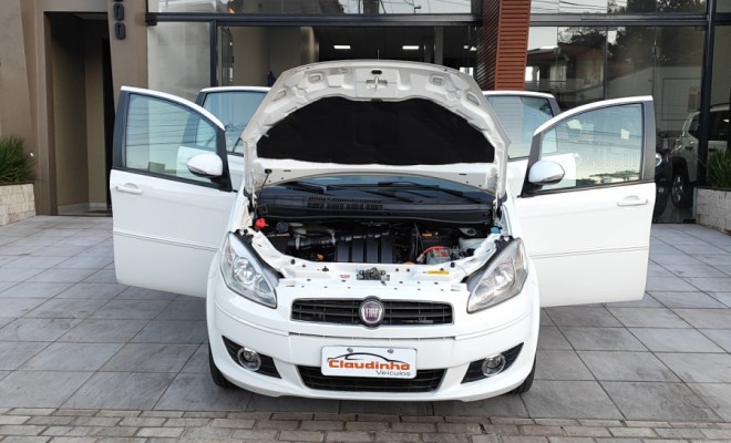 Fiat Idea ATTRACTIVE 1.4 Fire Flex 8V 5p 2012-5