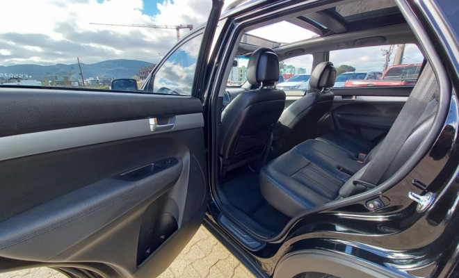 Kia Motors Sorento 3.5 V6 24V 4x4 Aut. 2015 Gasolina-13