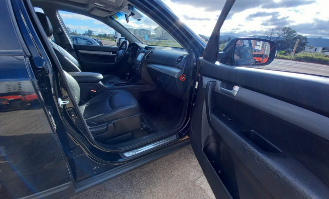 Kia Motors Sorento 3.5 V6 24V 4x4 Aut. 2015 Gasolina-14