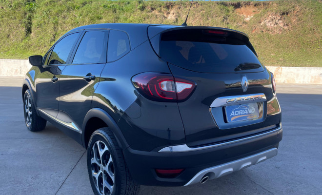 CAPTUR Intense 2.0 Aut. 2020-3