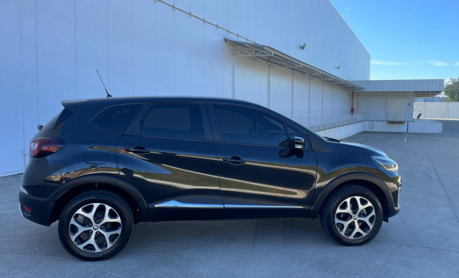 CAPTUR Intense 2.0 Aut. 2020-13