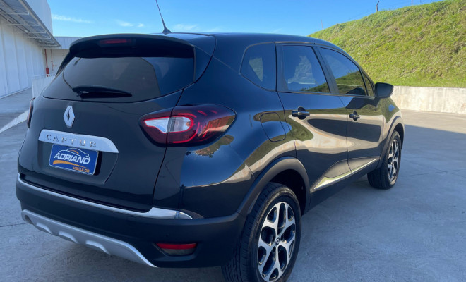 CAPTUR Intense 2.0 Aut. 2020-15