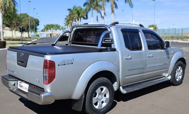 Frontier XE CD 4x4 2.5 Diesel 2013-3