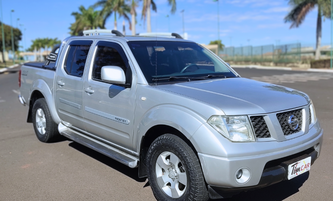 Frontier XE CD 4x4 2.5 Diesel 2013-1