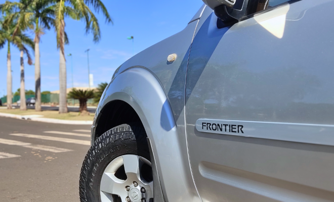 Frontier XE CD 4x4 2.5 Diesel 2013-15