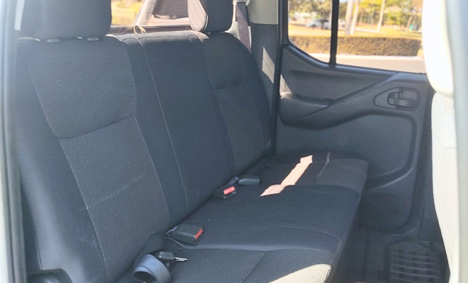 Frontier XE CD 4x4 2.5 Diesel 2013-10
