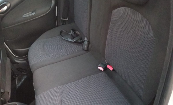 Peugeot 207 XS 1.6 Flex 16V 5p Aut. 2010 Flex-6