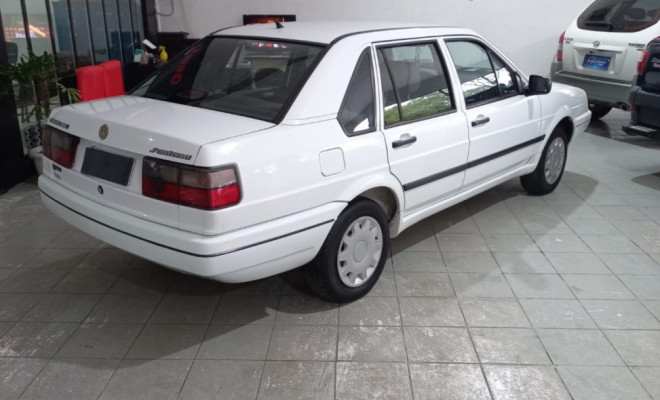 VW - VolksWagen Santana CLi /CL /C 1.8/2.0 /SU 2.0 2p/4p 1997 Gasolina-4