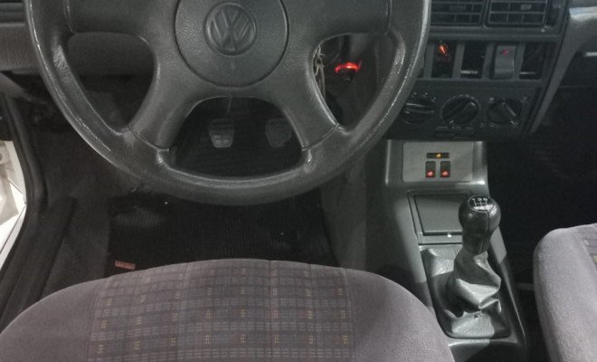 VW - VolksWagen Santana CLi /CL /C 1.8/2.0 /SU 2.0 2p/4p 1997 Gasolina-7