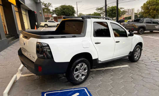 Renault OROCH Intense 1.6 Flex 16V Mec. 2025 Flex-1