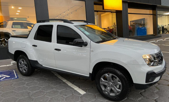 Renault OROCH Intense 1.6 Flex 16V Mec. 2025 Flex-0