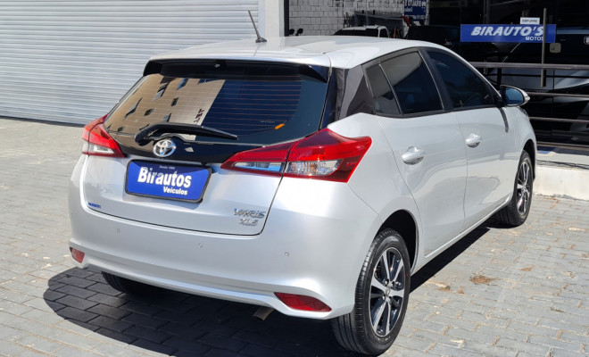 Toyota Yaris XLS 1.5 Automático 2021 | Teto Solar | Topo de Linha | Guarujá-4
