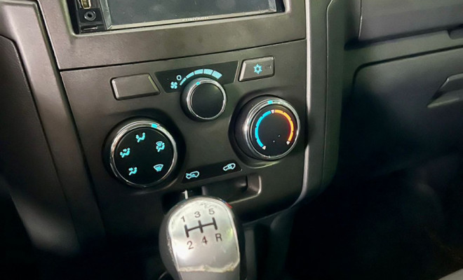 GM - Chevrolet S10 Pick-Up LS 2.4 F.Power 4x2 CD 2014 Flex-9