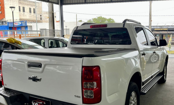 GM - Chevrolet S10 Pick-Up LS 2.4 F.Power 4x2 CD 2014 Flex-4
