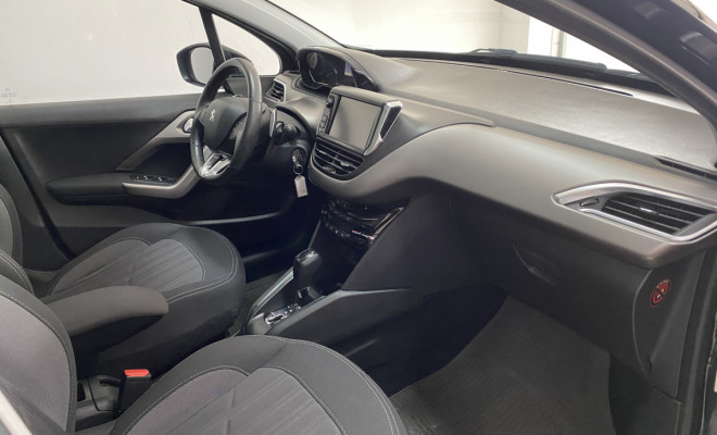 Peugeot 208 Griffe 1.6 C/ Teto Aut 2017-7