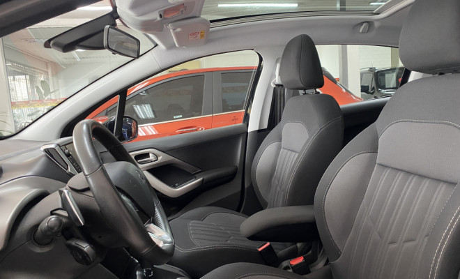 Peugeot 208 Griffe 1.6 C/ Teto Aut 2017-8