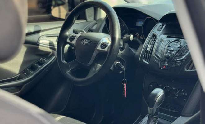 Ford Focus Sedan 2.0 16V/2.0 16V Flex 4p Aut. 2015 Flex-6