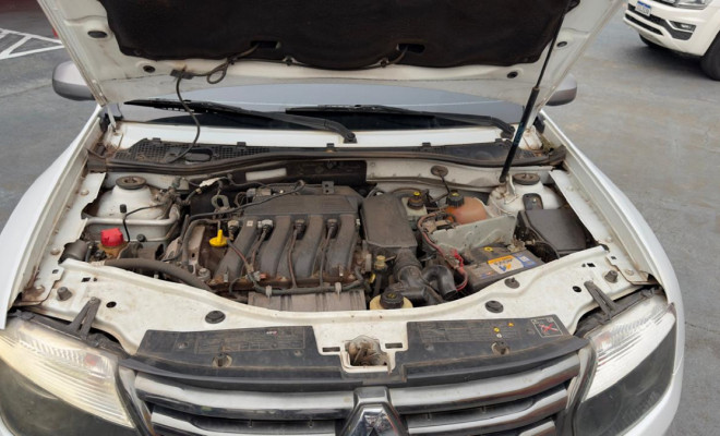 Renault DUSTER Dynamique 2.0 Hi-Flex 16V Mec. 2015 Flex-16