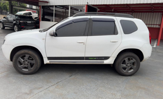 Renault DUSTER Dynamique 2.0 Hi-Flex 16V Mec. 2015 Flex-1
