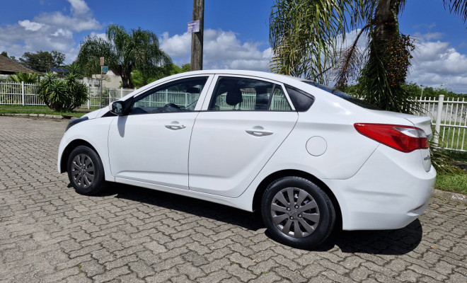 Hyundai HB20S C.Plus/C.Style1.0 Flex 12V Mec. 4P 2014 Flex-1