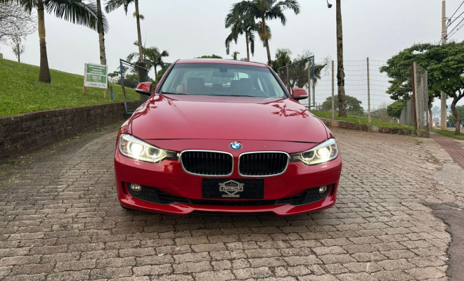 BMW 320iA 2.0 Turbo/ActiveFlex 16V/GP  4p 2013 Flex-1