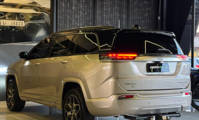 Jeep Commander Overl. TD380 2.0 4x4 Die. Aut. 2022 Diesel-4