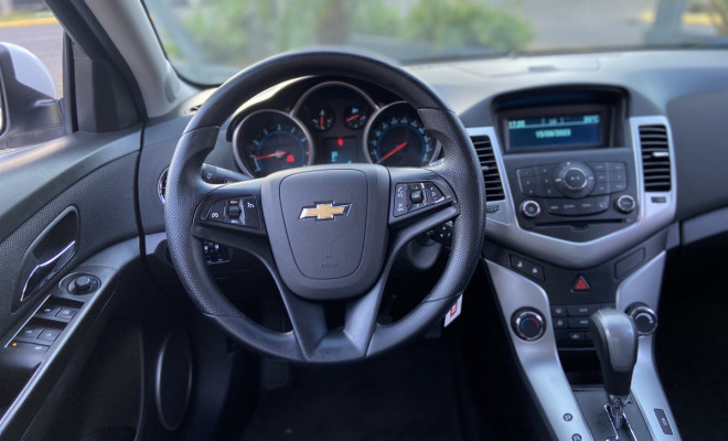 GM - Chevrolet CRUZE LT 1.8 16V FlexPower 4p Aut. 2013 Flex-5
