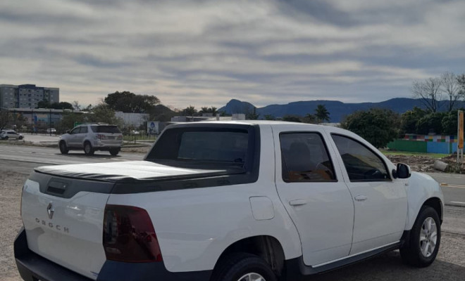 Renault DUSTER OROCH Express 1.6 Flex 16V Mec. 2022 Flex-4