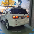 Toyota Hilux SW4 SRV D4-D 4x4 3.0 TDI Dies. Aut 2014 Diesel-3