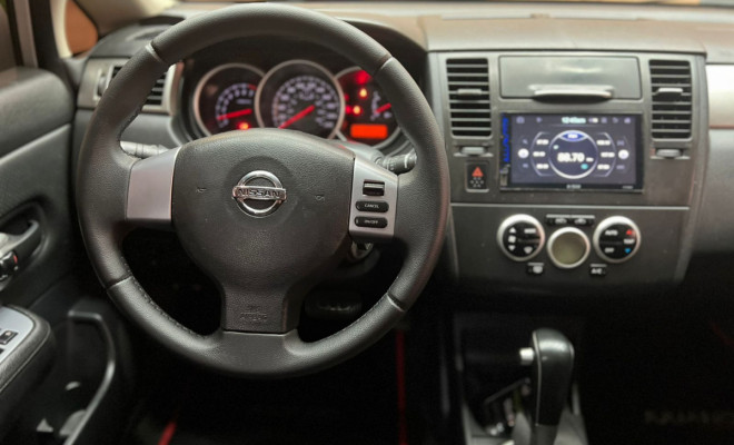 Nissan TIIDA SL 1.8/1.8 Flex 16V Aut. 2011 Flex-7