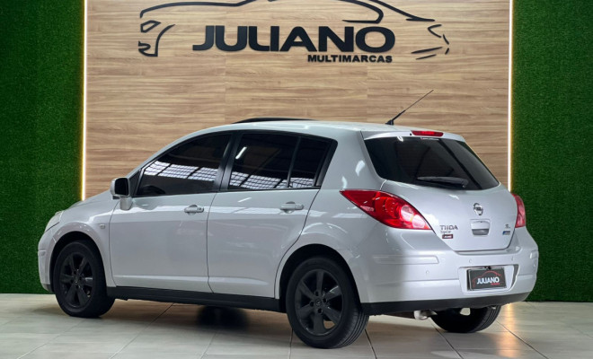 Nissan TIIDA SL 1.8/1.8 Flex 16V Aut. 2011 Flex-0