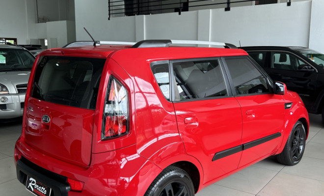 Kia Motors SOUL 1.6/ 1.6 16V FLEX Aut. 2010-5