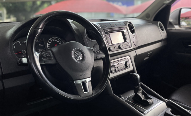 VW - VolksWagen AMAROK High.CD 2.0 16V TDI 4x4 Dies. Aut 2014 Diesel-5