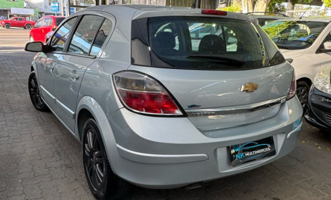 GM - Chevrolet Vectra GT 2.0 MPFI 8V FlexPower Mec. 2011 Flex-3