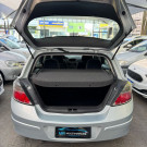 GM - Chevrolet Vectra GT 2.0 MPFI 8V FlexPower Mec. 2011 Flex-10
