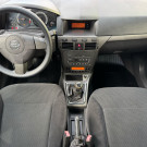 GM - Chevrolet Vectra GT 2.0 MPFI 8V FlexPower Mec. 2011 Flex-6