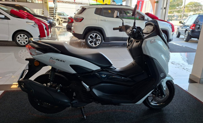 YAMAHA NMAX 160 2022 Gasolina-0