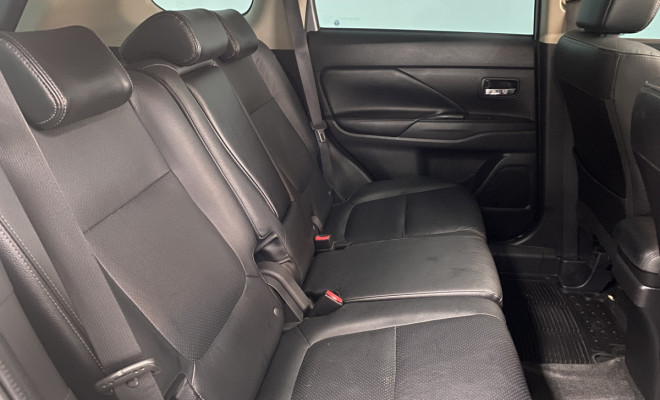 Mitsubishi OUTLANDER 2.0 C/ Teto Aut 2017-11