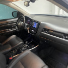 Mitsubishi OUTLANDER 2.0 C/ Teto Aut 2017-7