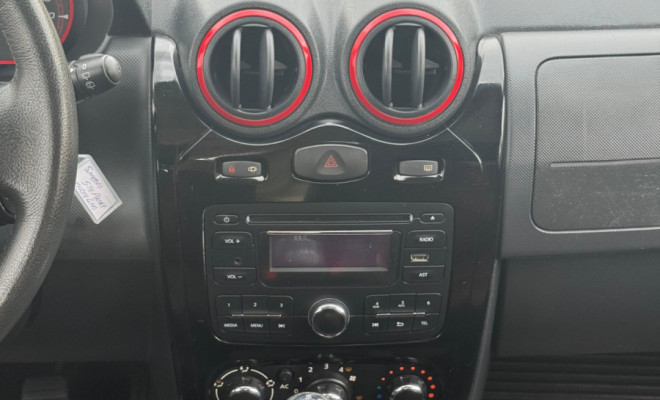 SANDERO STEPWAY 1.6 2014-7